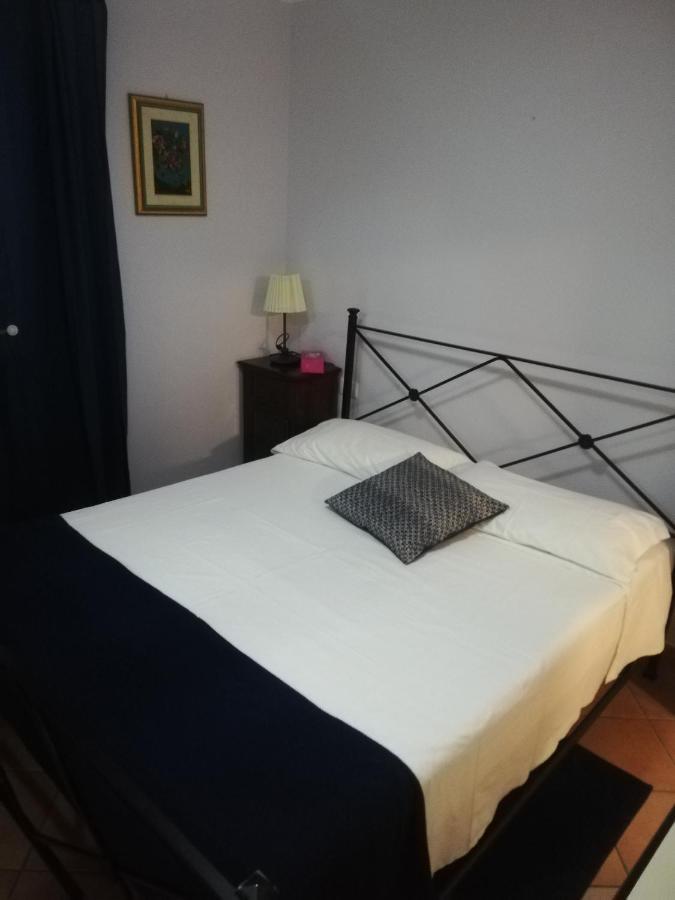Borgo Antico Apartment Montemarciano Luaran gambar
