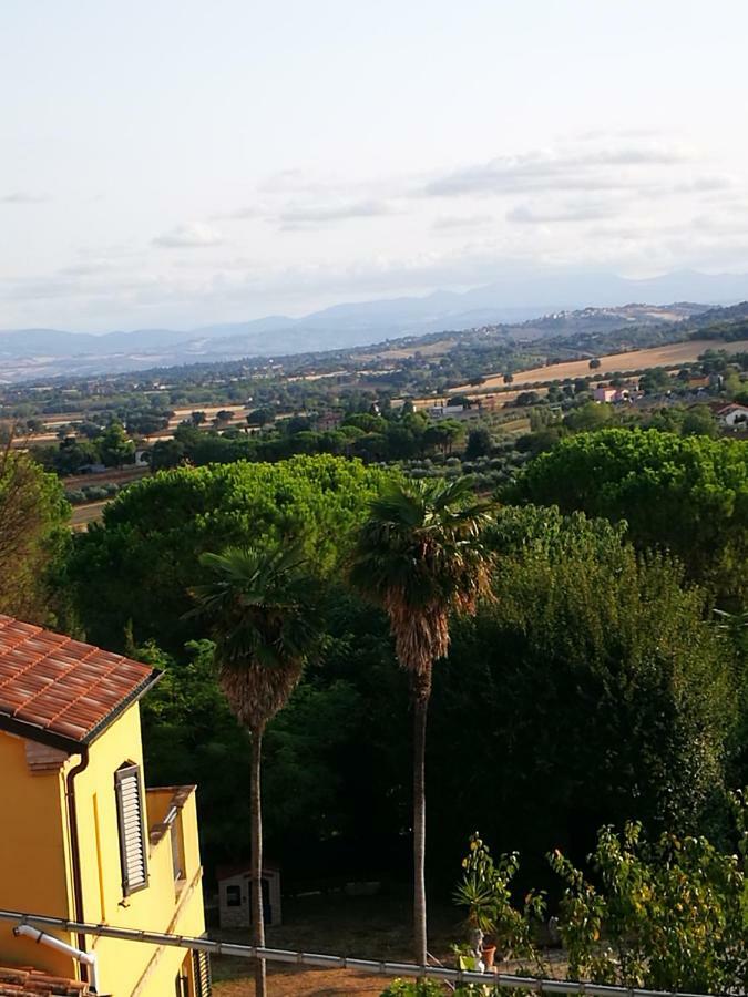 Borgo Antico Apartment Montemarciano Luaran gambar
